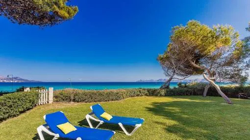 Villa Les Aguiles · Beach front villa Villa Les Aguiles · Beach front villa