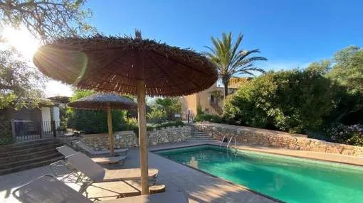 Stone villa with pool – Villa Baix d' Or