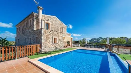Finca Sanchez with Sea View, Pool, Wi-Fi, Balcony, Terrace & Garden; Parking Available
