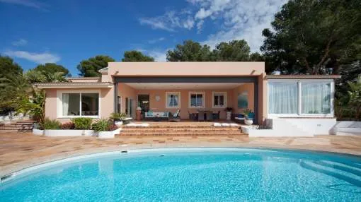 Luxury Villa with private swimming pool Luxury Villa with private swimming pool