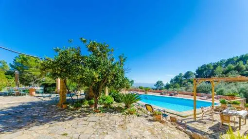 Villa for 6 people with garden Villa for 6 people with garden