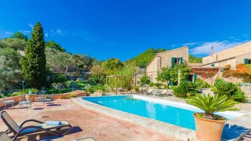 Villa for 6 people with garden Villa for 6 people with garden