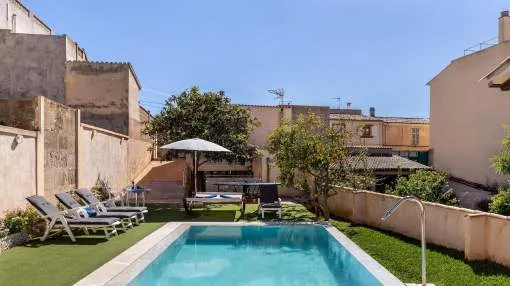 Stunning Holiday Home “Casa Magui” with Pool, Garden, Terraces & Wifi; Parking Available