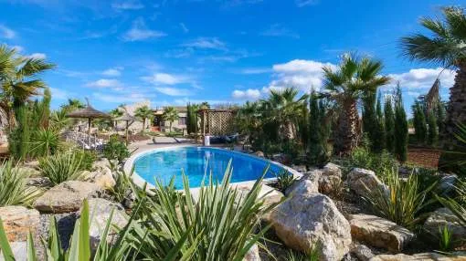Finca Melongos with Mountain View, Pool, Wi-Fi, A/C, Terraces & Garden Finca Melongos with Mountain View, Pool, Wi-Fi, A/C, Terraces & Garden