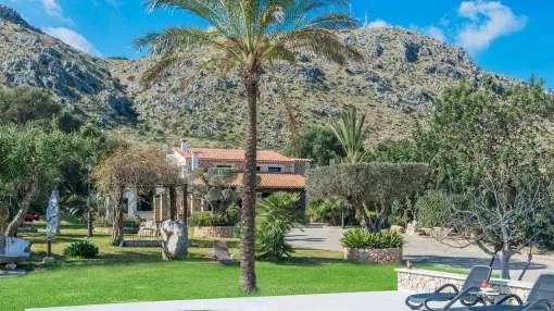 Villa with mountain view and pool - Es Puchet Villa with mountain view and pool - Es Puchet
