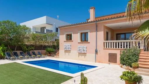 Town house with pool and garden - Casa Can Fiol