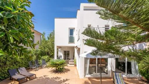 Holiday home for 10 people on the beach Holiday home for 10 people on the beach