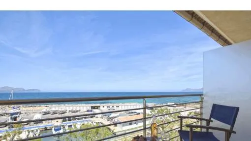 Modern apartment in Can Picafort nice view of the harbor, 50 m from the beach Modern apartment in Can Picafort nice view of the harbor, 50 m from the beach