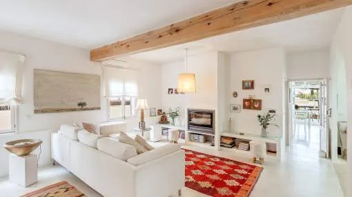 Air Conditioned House with Terrace, Garden, Fantastic View & Wi-Fi; Pets Allowed Air Conditioned House with Terrace, Garden, Fantastic View & Wi-Fi; Pets Allowed
