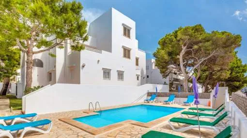Air-Conditioned Apartment with Pool, Wi-Fi, Balcony and Close to the Beach Air-Conditioned Apartment with Pool, Wi-Fi, Balcony and Close to the Beach