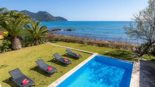Fantastic Property with Access to the Beach, Pool, Wi-Fi, Rooftop Terrace and Balcony; Parking Available Fantastic Property with Access to the Beach, Pool, Wi-Fi, Rooftop Terrace and Balcony; Parking Available