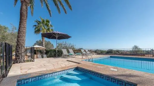 Beautiful Country Home with 2 Pools, Wi-Fi, Air Conditioning, Garden & Terrace; Parking available Beautiful Country Home with 2 Pools, Wi-Fi, Air Conditioning, Garden & Terrace; Parking available