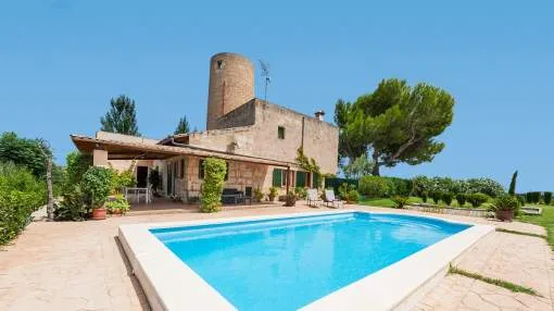 Es Moli, villa next to the village of Santa Margarita and 10 min from the beach Es Moli, villa next to the village of Santa Margarita and 10 min from the beach