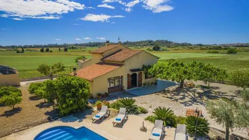 Vernissa, fabulous villa next to Santa Margarita and 10 min from the beach