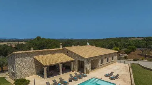 Wonderful modern villa for 8 people with private pool Wonderful modern villa for 8 people with private pool