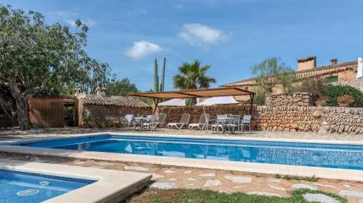Beautiful Apartment on a Farm with Wi-Fi, Pool & Large Outdoor Area Beautiful Apartment on a Farm with Wi-Fi, Pool & Large Outdoor Area