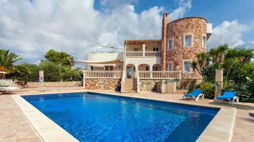 Can Flores Flat 1 » apartment in private villa with pool close to the beach 