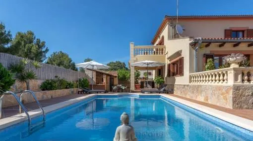 Air-Conditioned Country House with Wi-Fi, Pool, Garden, Terrace & Balcony; Parking Available, Pets Allowed Air-Conditioned Country House with Wi-Fi, Pool, Garden, Terrace & Balcony; Parking Available, Pets Allowed