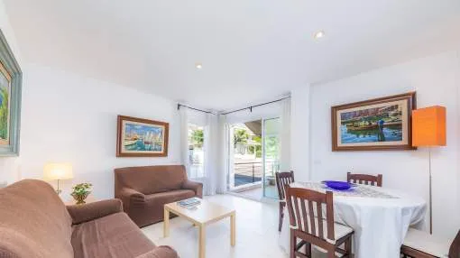Spacious Apartment Dragonera Close to the Beach with Wi-Fi & Terrace; Parking Available Spacious Apartment Dragonera Close to the Beach with Wi-Fi & Terrace; Parking Available