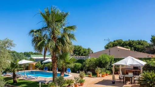 Mediterranean Chalet S'Oratge with Pool, Garden, Wi-Fi & Terrace Mediterranean Chalet S'Oratge with Pool, Garden, Wi-Fi & Terrace