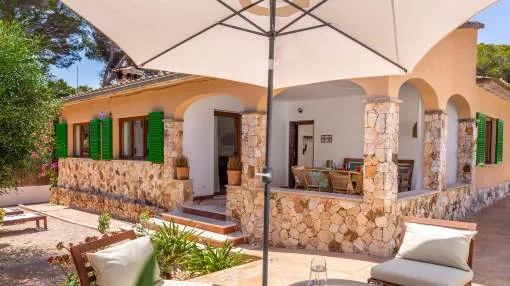 Recently renovated holiday home for 6 persons with covere Recently renovated holiday home for 6 persons with covere