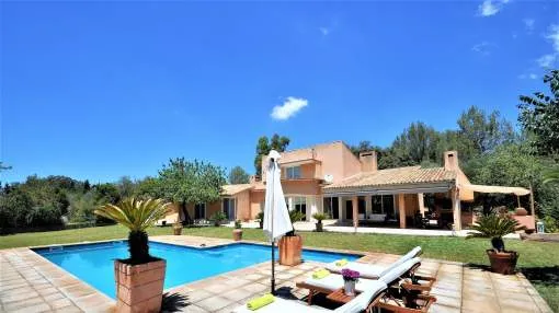Beautiful Villa "Sa Rota" with Wi-Fi, Garden, Terrace, Pool and Tennis Court; Parking Available