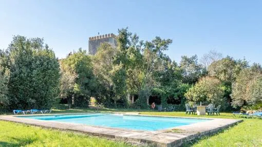 Cosy Room in Son Vivot with Pool, Terraces & Wi-Fi; Parking Available, Breakfast Included Cosy Room in Son Vivot with Pool, Terraces & Wi-Fi; Parking Available, Breakfast Included