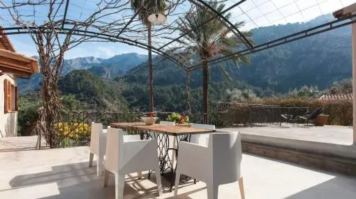 Holiday Home Can Garí with Mountain View, Pool, Terraces & Wi-Fi