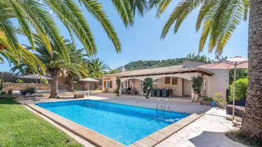Beautiful Holiday Home “Polita des Carritxo” with Mountain View, Wi-Fi, Pool, Garden & Terrace; Parking Available; Pets Allowed