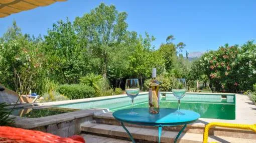 Rustic and Comfortable Finca "Finca Verde" with Garden, Terraces, Pool and Mountain Views, Wi-Fi & Tv; Parking Available, Pets Allowed.