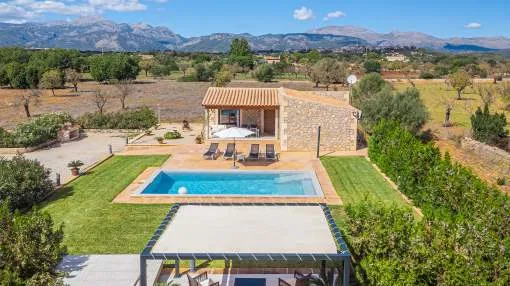 Charming Holiday Home “El Rafal de Son Alberti” with Mountain View, Wi-Fi, Air Conditioning, Terrace, Garden & Pool; Parking Available Charming Holiday Home “El Rafal de Son Alberti” with Mountain View, Wi-Fi, Air Conditioning, Terrace, Garden & Pool; Parking Available