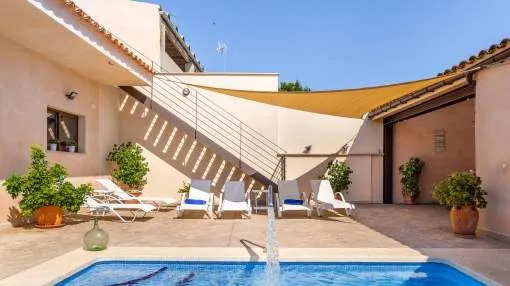 Holiday Home Cas Padrins de ses Tanques with Wi-Fi, Garden, Terrace & Pool; Street Parking Available Holiday Home Cas Padrins de ses Tanques with Wi-Fi, Garden, Terrace & Pool; Street Parking Available