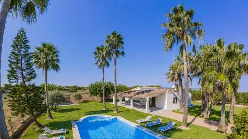 Wonderful villa for 6 people, wifi, with private pool Wonderful villa for 6 people, wifi, with private pool