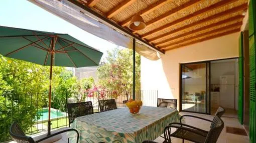 Cozy town house with private pool, private garden and near the village
