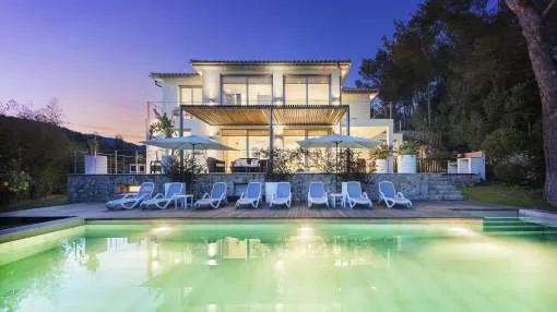 Villa Sol is a Holiday Villa in Sa Pobla, Mallorca with a Private Swimming Pool
