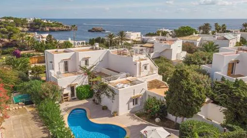 Vacation Home “Casa Carlos” with Sea View, Pool, Wi-Fi, A/C, Balcony, Terrace & Garden