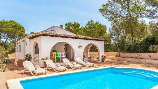 Vacation Home "Villa Abril" with Mountain View, Pool, Wi-Fi, Garden & Terrace Vacation Home "Villa Abril" with Mountain View, Pool, Wi-Fi, Garden & Terrace