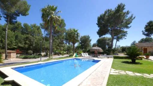 Finca "Bon Pas" close to the Beach with Pool, Wi-Fi, A/C, Terrace & Garden Finca "Bon Pas" close to the Beach with Pool, Wi-Fi, A/C, Terrace & Garden