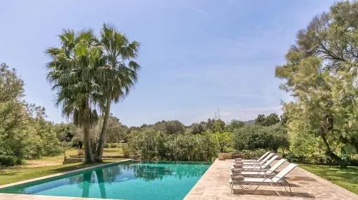 Villa Son Jordi with Pool & Direct Access to the Beach in Costa de los Pinos