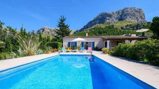 Holiday Home Es Parral with Pool & Wi-Fi Holiday Home Es Parral with Pool & Wi-Fi