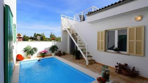 Vacation Home "Casa Cantino" with Pool, Wi-Fi & Terrace