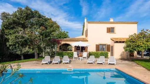 Pet-friendly Casa Pula with Sea & Mountain View, A/C, Wi-Fi, Pool, Garden & Terrace Pet-friendly Casa Pula with Sea & Mountain View, A/C, Wi-Fi, Pool, Garden & Terrace