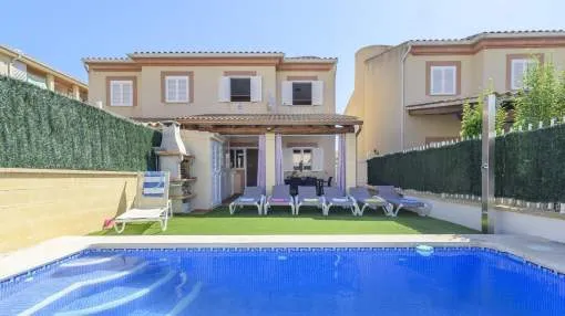 Chalet Estrella de mar verde with Pool, A/C, Wi-Fi, Garden, Terrace & Balcony