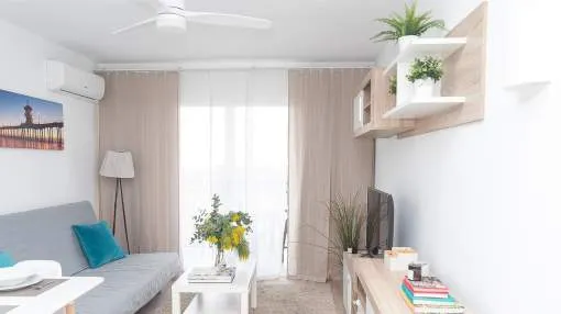 Apartment 'Relax Home' 150m from the beach with Balcony, Pool & Wi-Fi Apartment 'Relax Home' 150m from the beach with Balcony, Pool & Wi-Fi