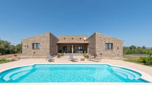 Villa for 8 people with pool Villa for 8 people with pool