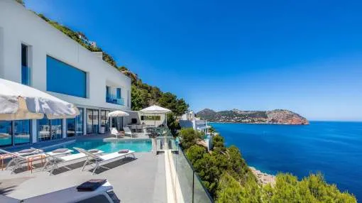 Finca Can Ema with Sea View, Pool, Garden & Wi-Fi Finca Can Ema with Sea View, Pool, Garden & Wi-Fi