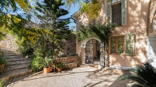 Holiday Home 'Se Taulera' with Mountain View, Garden, Terraces & Wi-Fi Holiday Home 'Se Taulera' with Mountain View, Garden, Terraces & Wi-Fi
