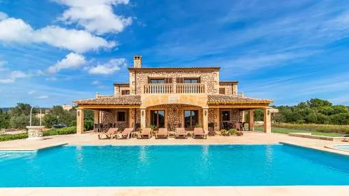 Es Vent - country house private pool and close to the beach for 8 people Es Vent - country house private pool and close to the beach for 8 people