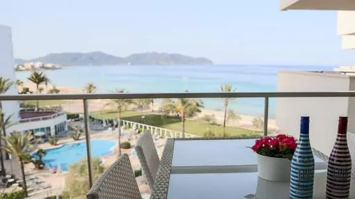 Holiday Apartment 'Sea Club Apartment Cala Millor 5' close to the Beach with Balcony & Wi-Fi