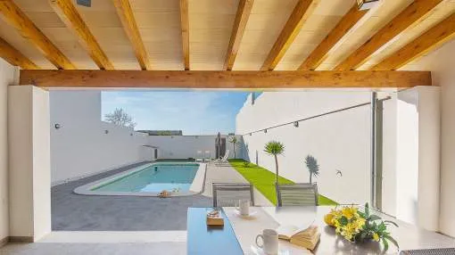 Holiday Home 'Casa Can Rapado' with Pool & Wi-Fi Holiday Home 'Casa Can Rapado' with Pool & Wi-Fi